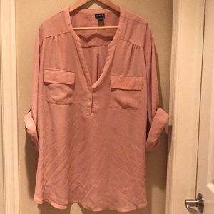 EUC: Torrid 4X blouse